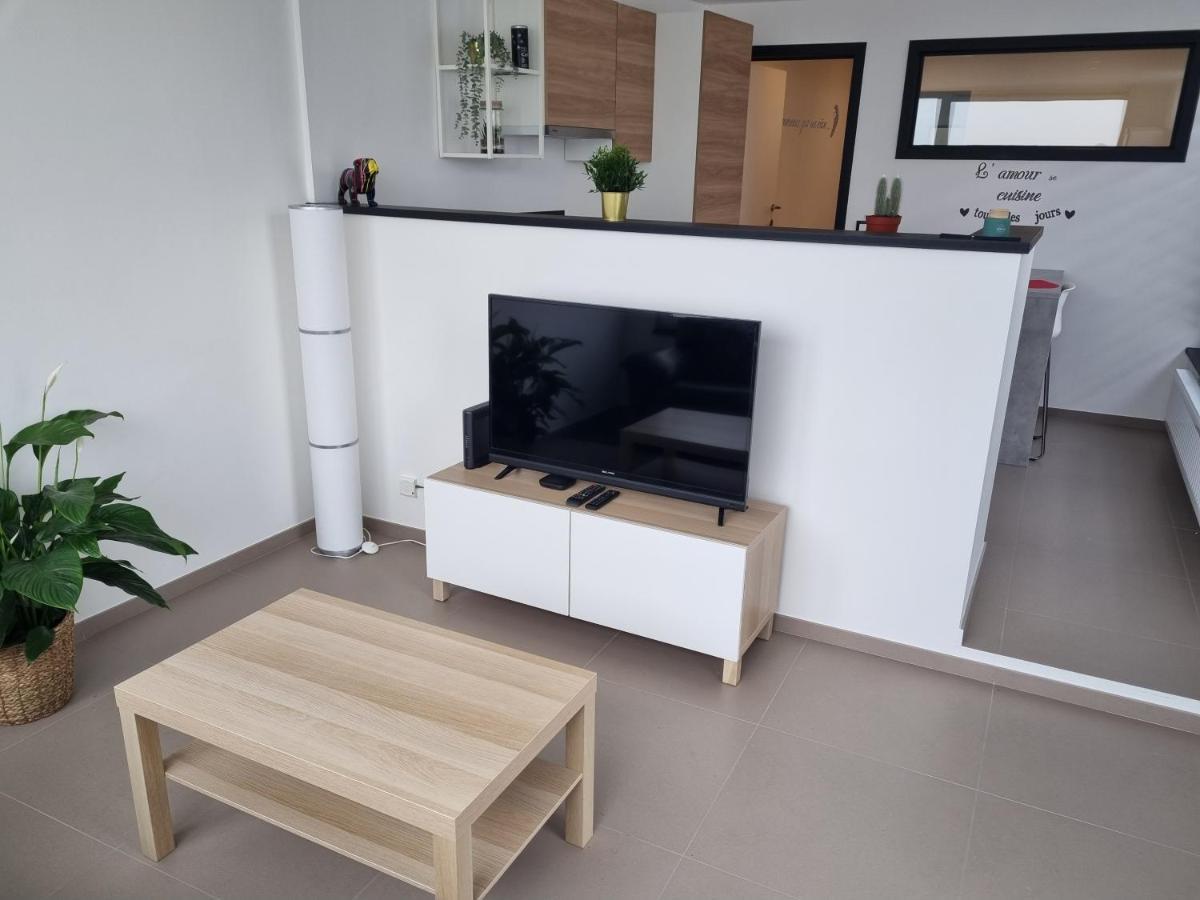 Maisonnette Entierement Renovee Givet Dış mekan fotoğraf
