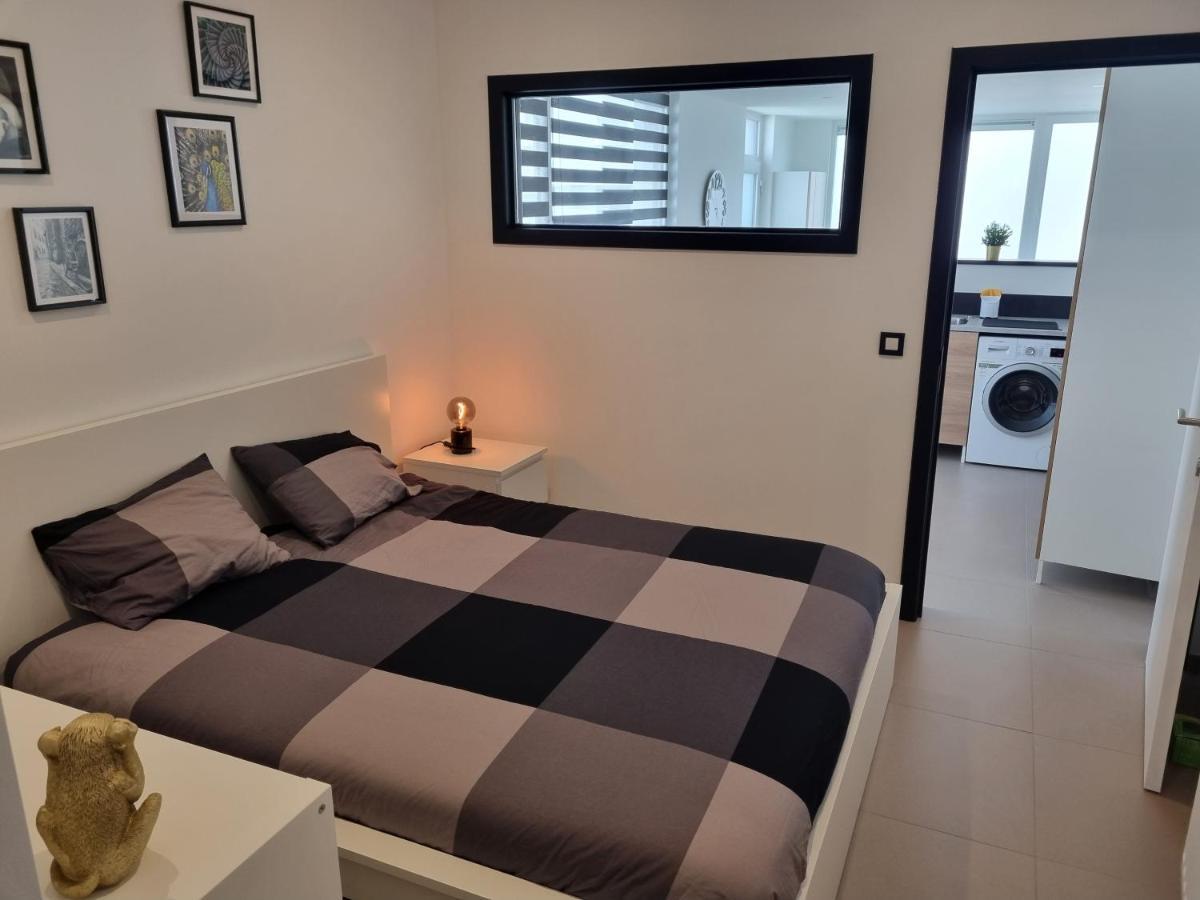 Maisonnette Entierement Renovee Givet Dış mekan fotoğraf